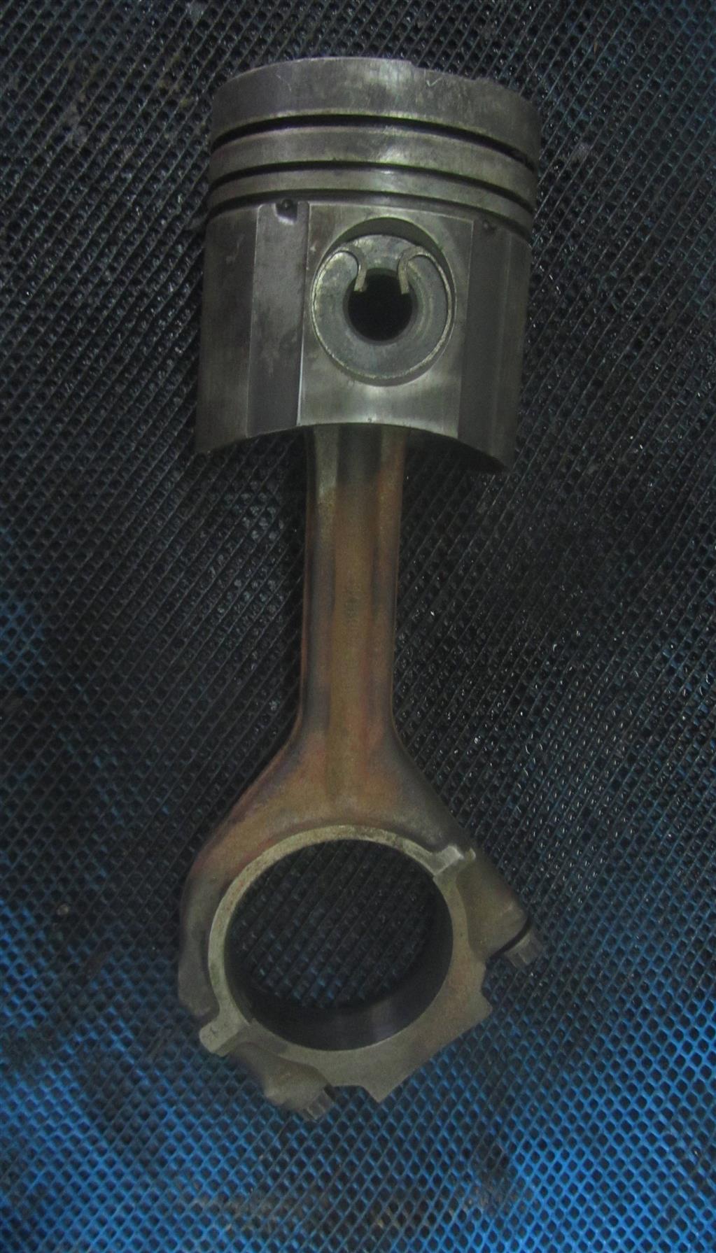 Шатун для MAN F 2000  51024016243