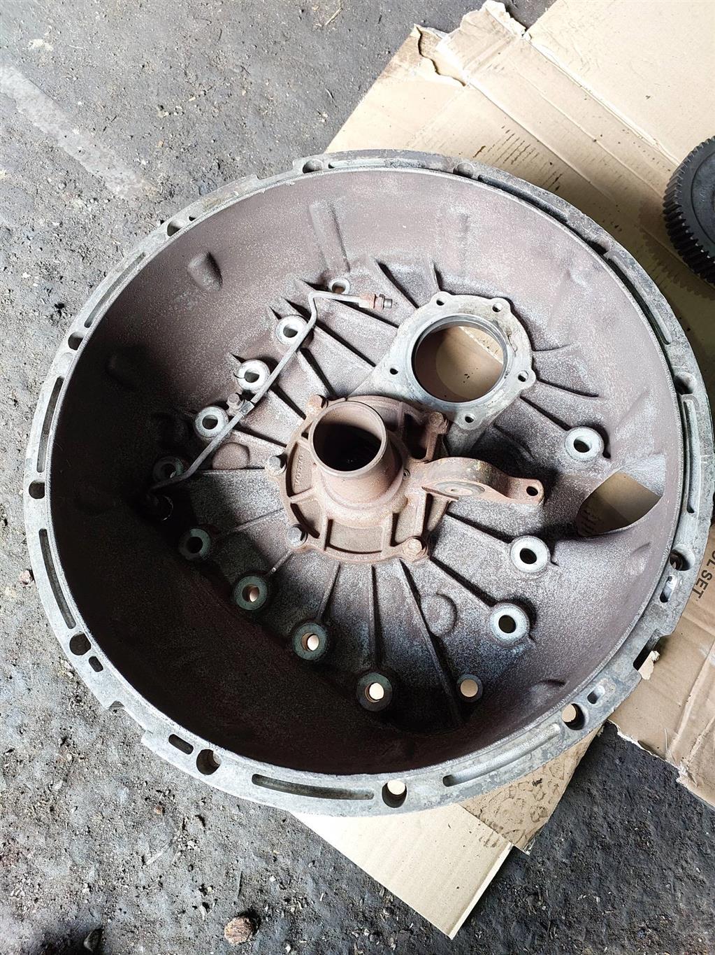 Корпус КПП (колокол) для Volvo FH13 1069840