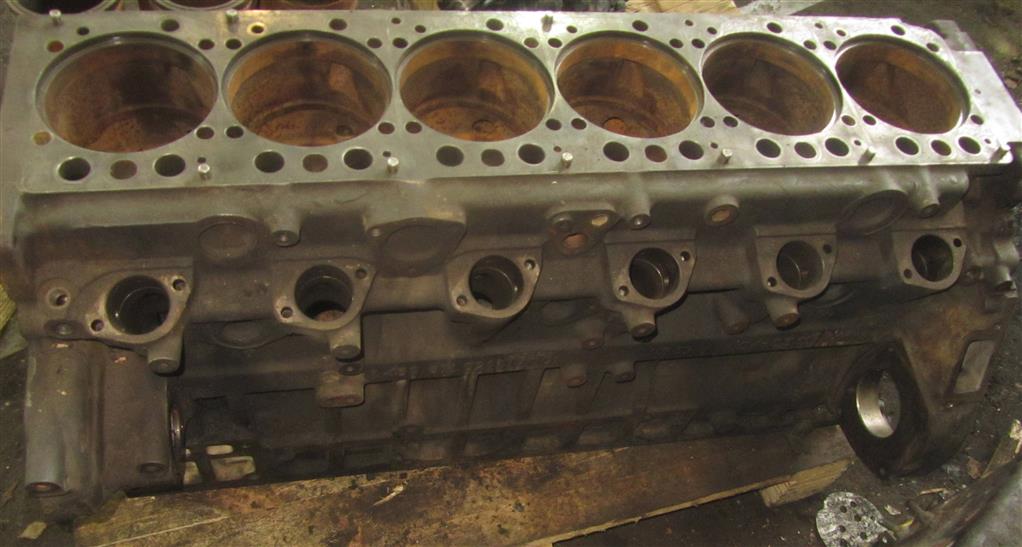 Блок цилиндров для Mercedes Axor A4600110201