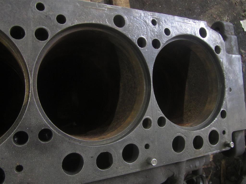 Блок цилиндров для Mercedes Axor A4600110201