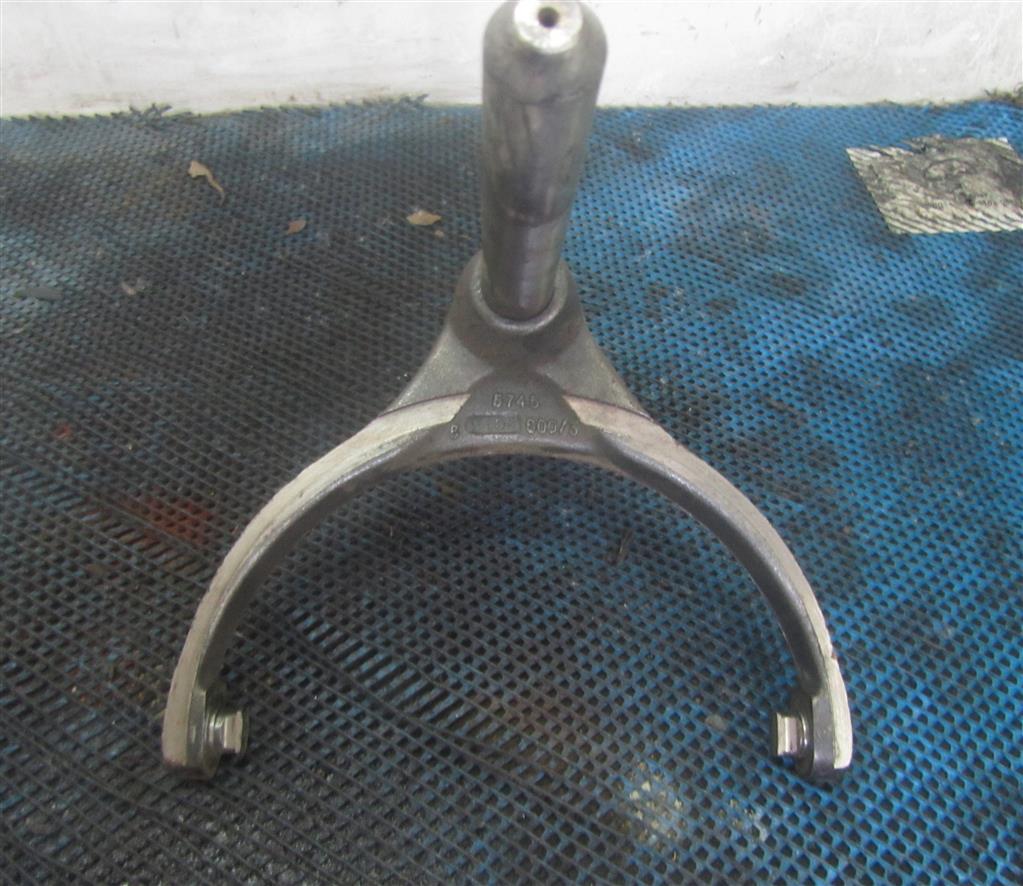 Вилка КПП для Volvo FH13 1652710