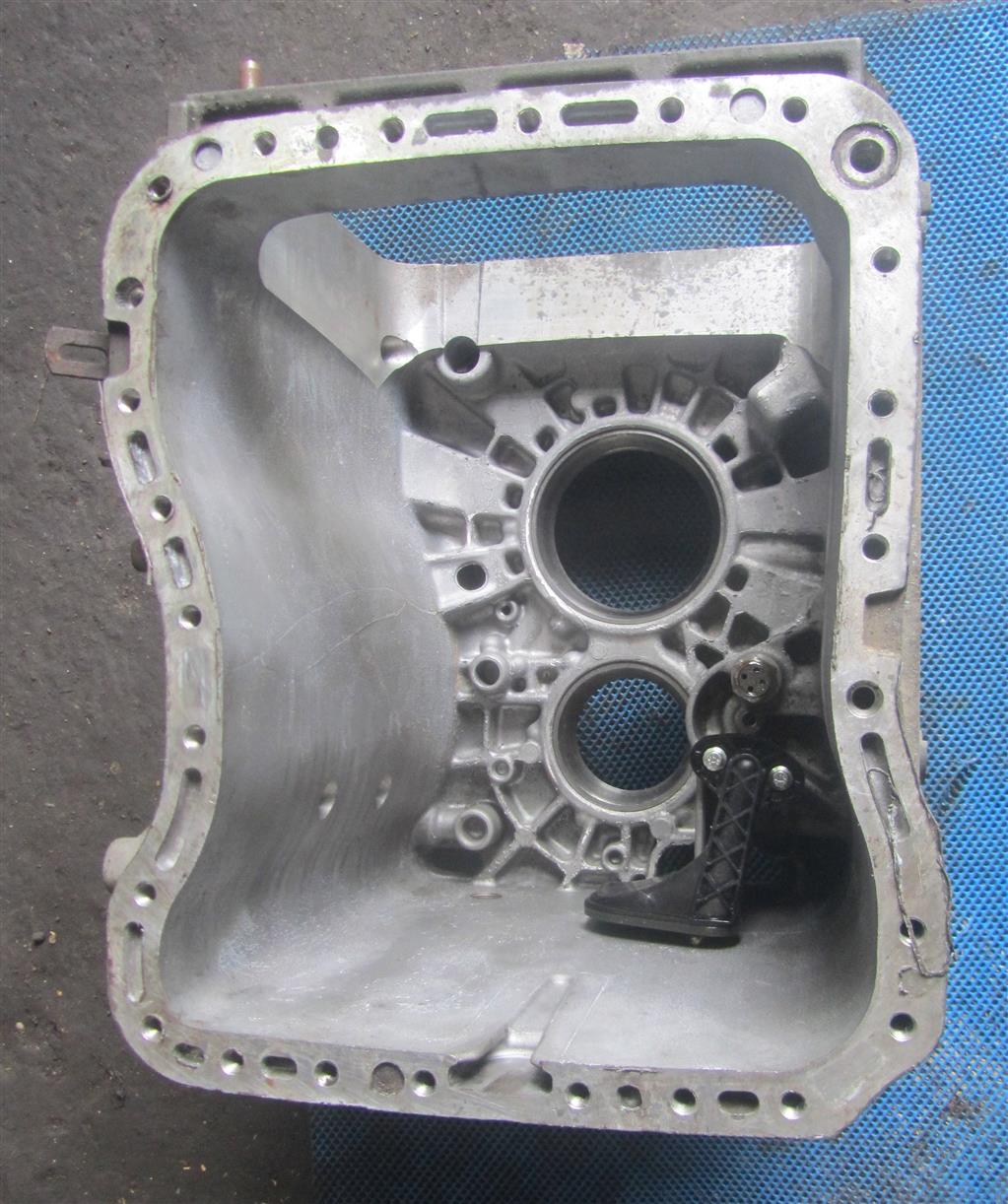 Корпус КПП (колокол) для Volvo FH4 22658977