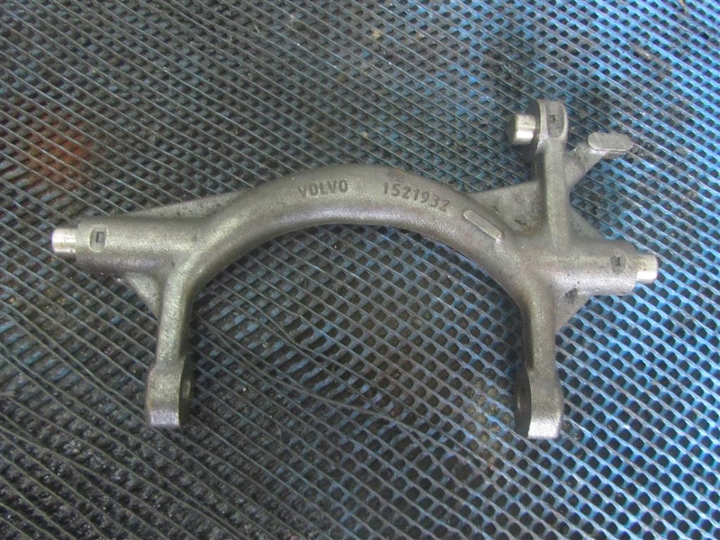 Вилка КПП для Volvo FH13 1521932