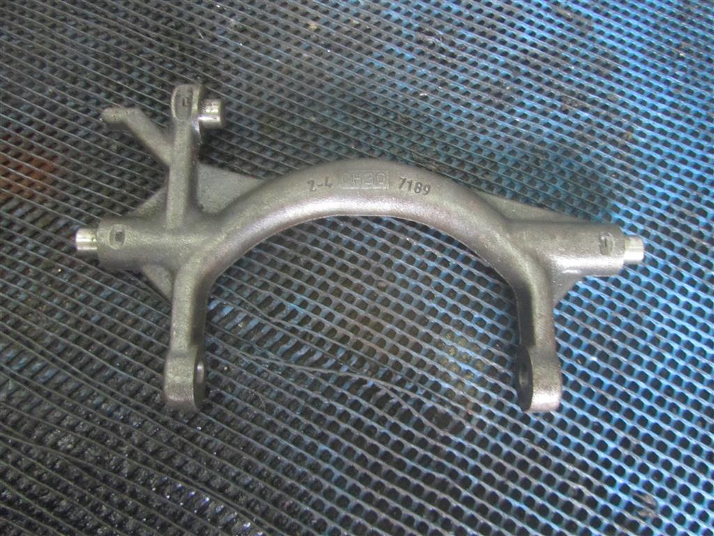 Вилка КПП для Volvo FH13 1521932