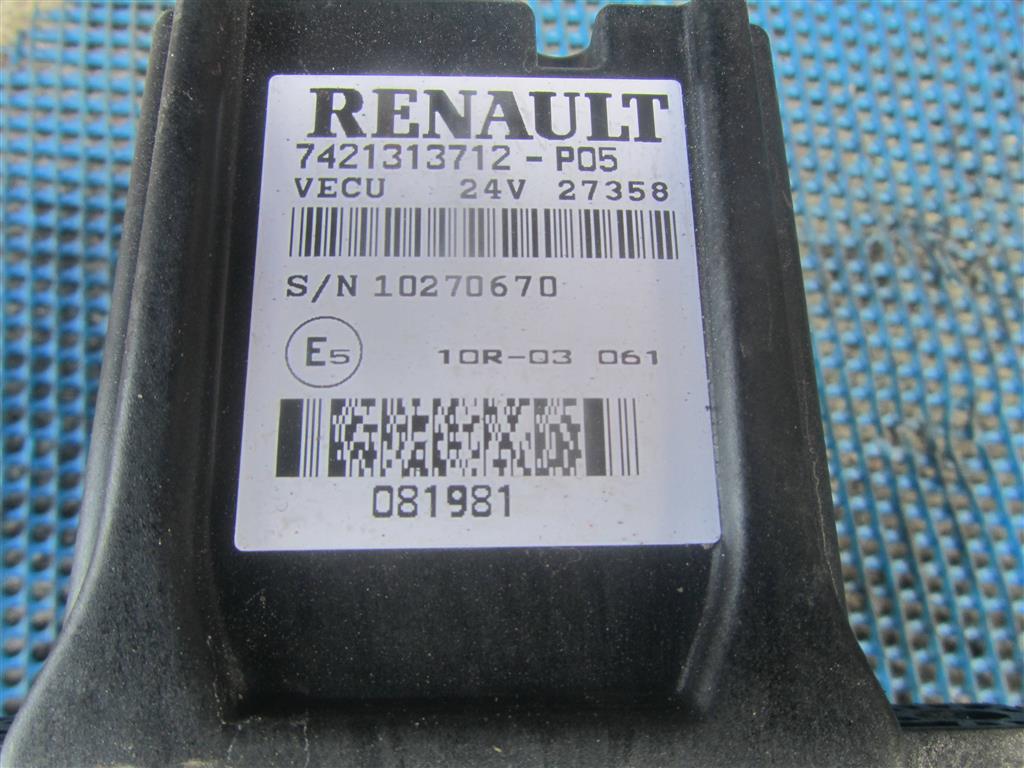 Блок VECU для Renault Premium DXI 7421313712