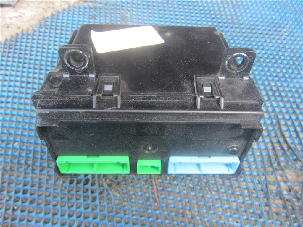 Блок VECU для Renault Magnum DXI 7421067823