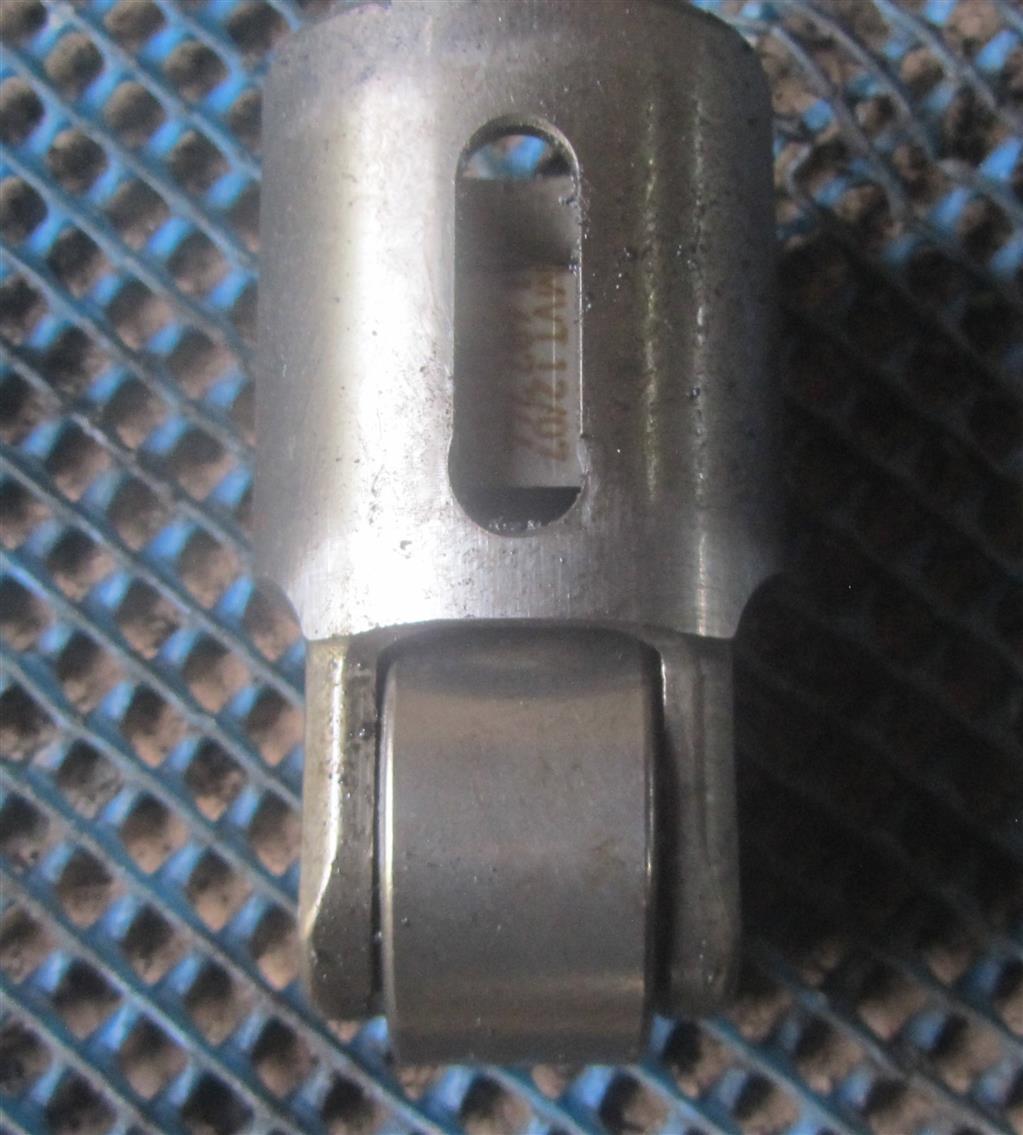 Толкатель клапана для DAF Xf 105  1687744