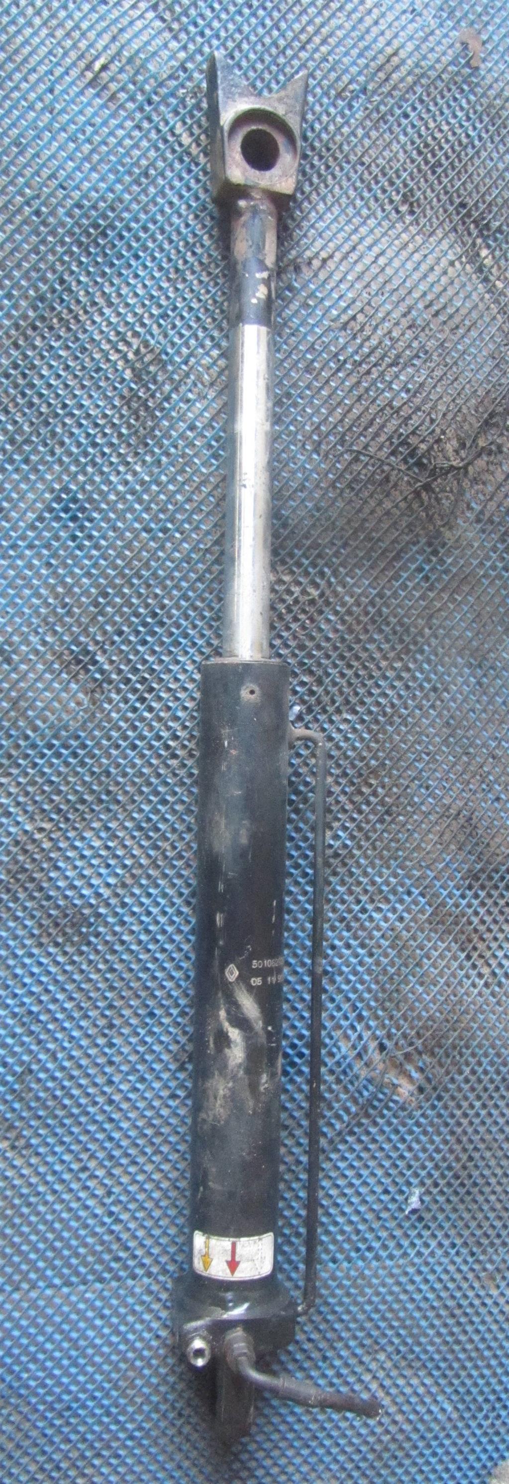 Цилиндр подъёма кабины для Renault Magnum DXI 5010629264