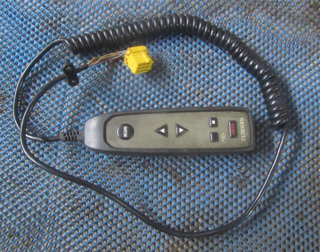 Пульт управления пневмоподвеской для Renault Premium DXI 7420708835