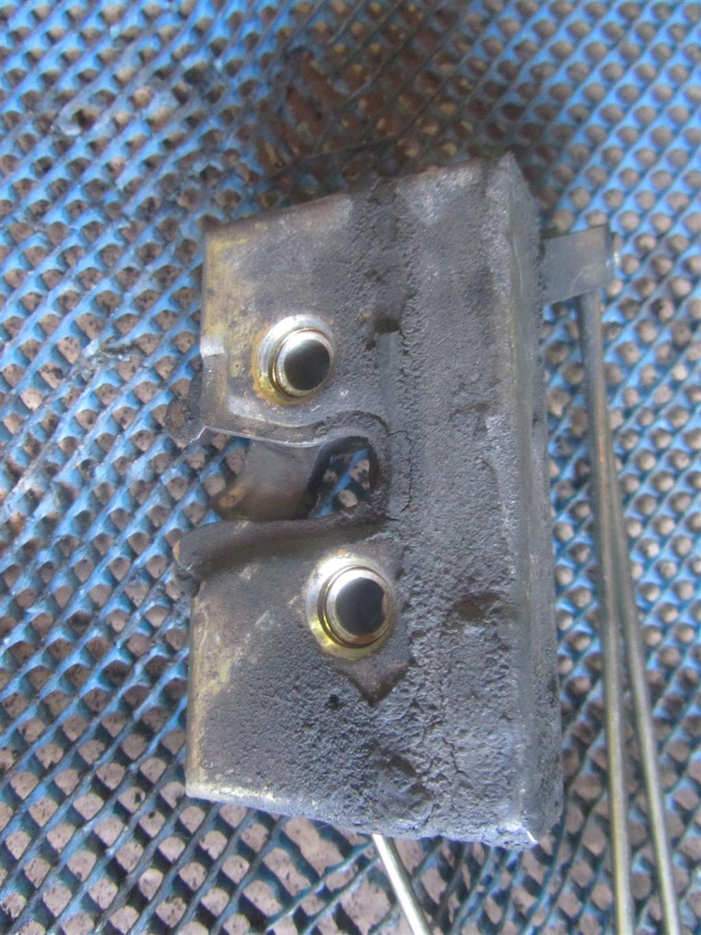 Замок двери передней правой для Renault Magnum Etech 5000937867