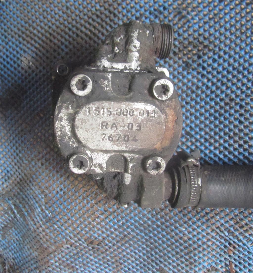 Насос гидроусилителя руля для Iveco EuroStar 1515800013