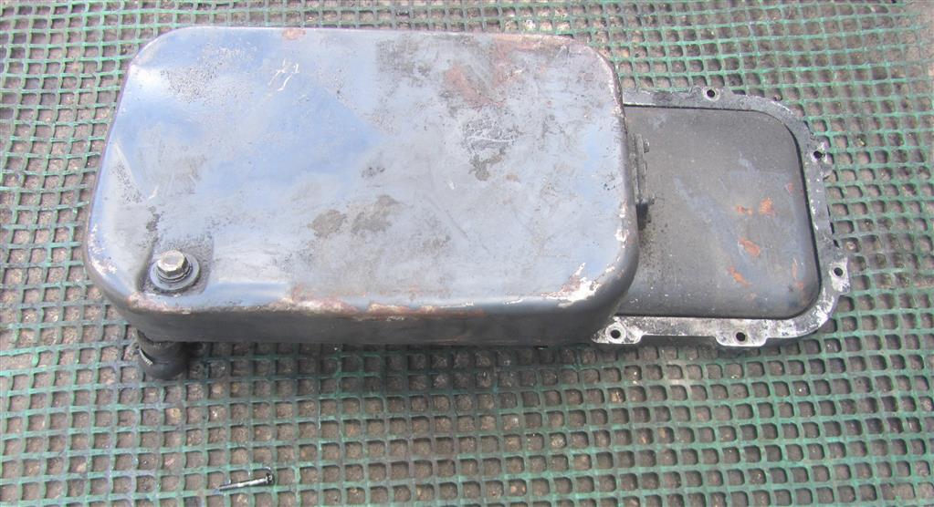 Поддон для Iveco EuroStar F2BE0682D