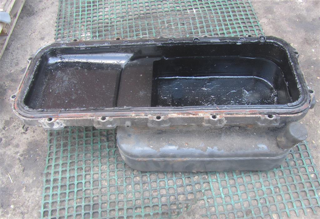 Поддон для Iveco EuroStar F2BE0682D