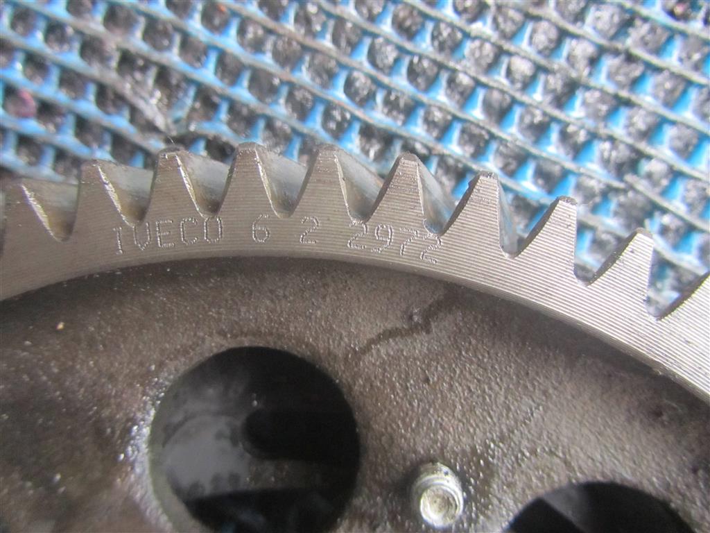 Шестерня распредвала для Iveco EuroStar 99442972