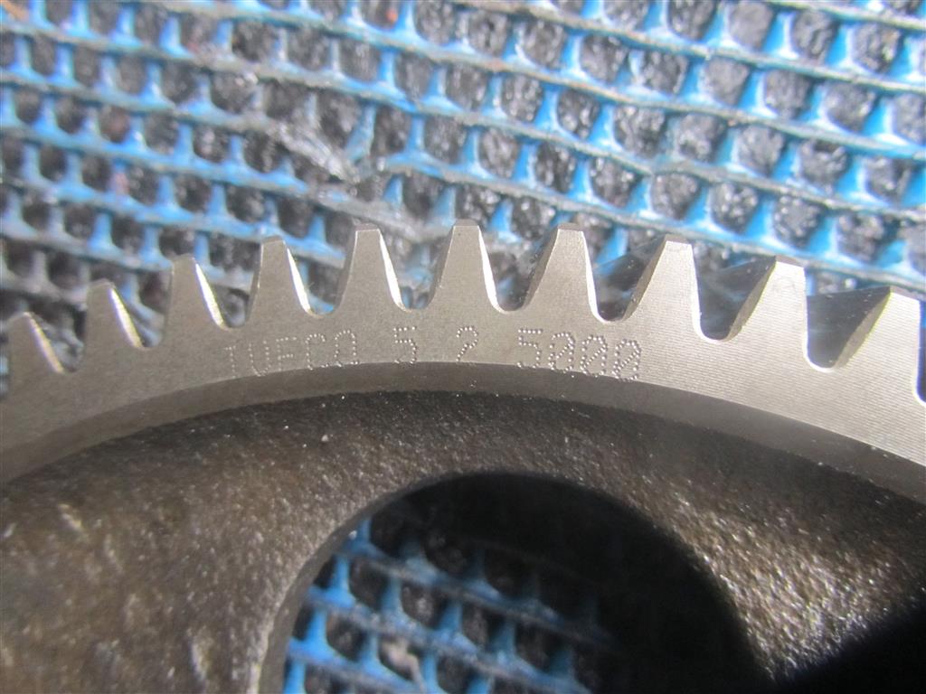 Шестерня Грм для Iveco EuroStar 99436187