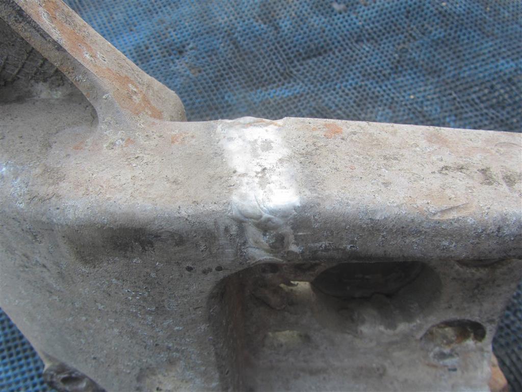 Кронштейн крепления бампера для Renault Premium Dci 5600201629