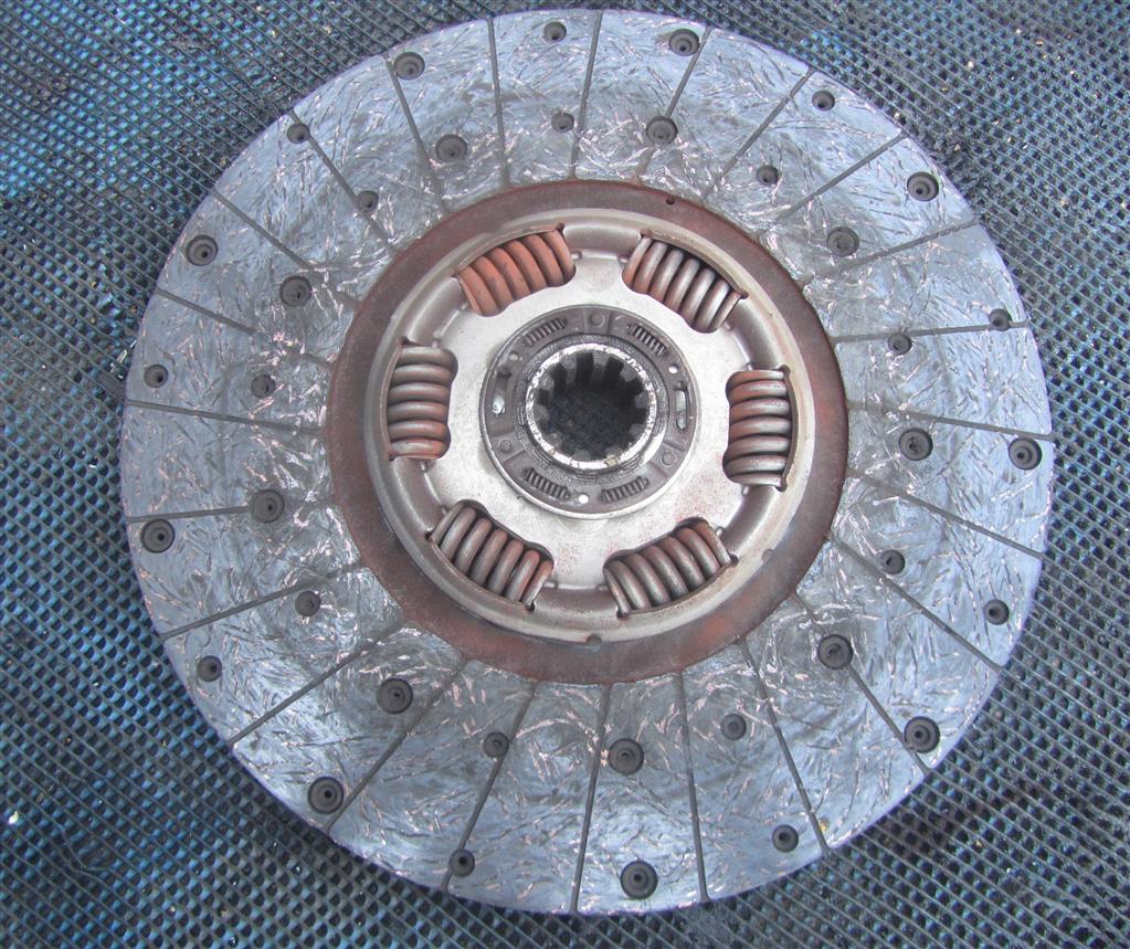 Диск сцепления для Renault  Midlum 7420959262