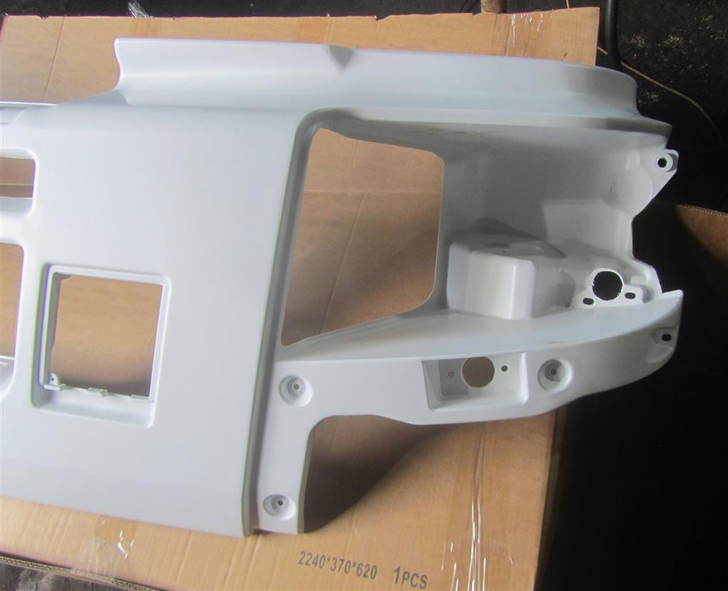 Бампер передний для Renault Premium DXI 7420928953