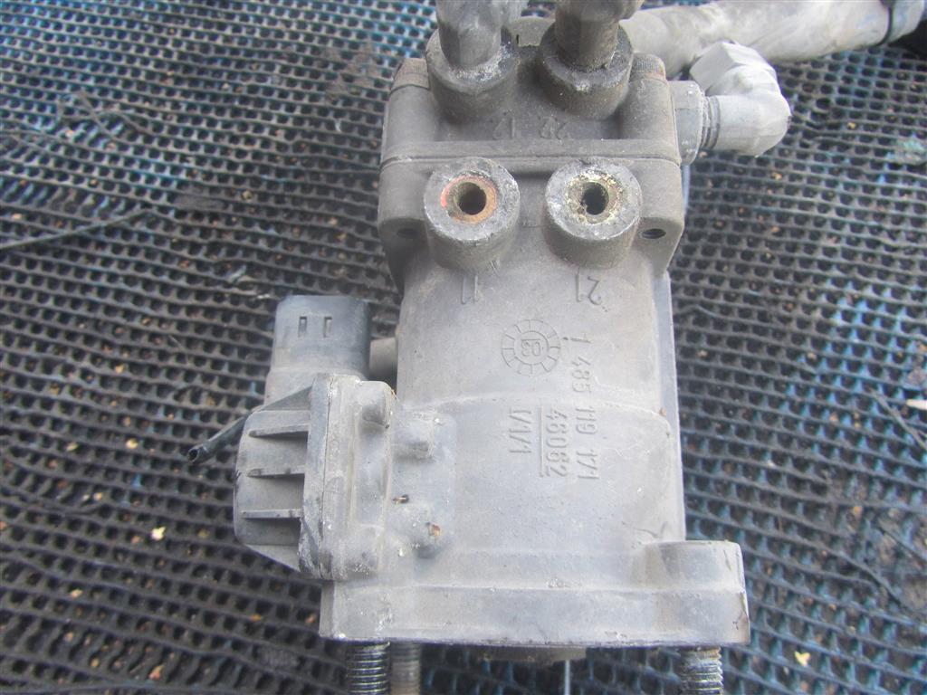 Кран главный тормозной для Volvo FH12 3986374