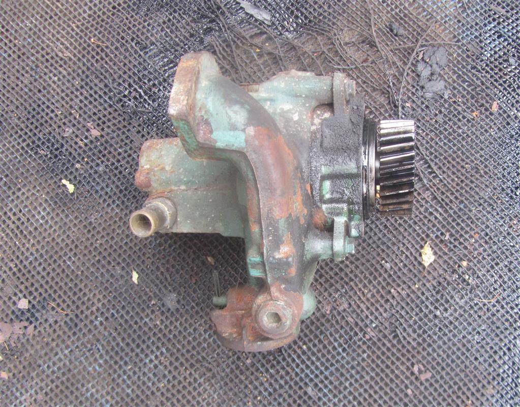 Насос водяной (помпа) для Volvo FH12 20734268