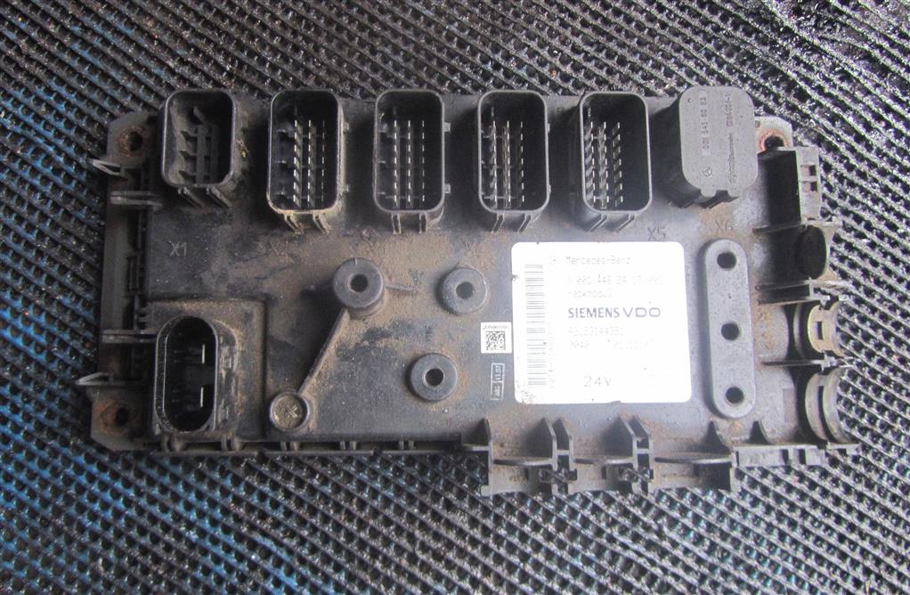 Блок управления светом для Mercedes Actros A0014462417