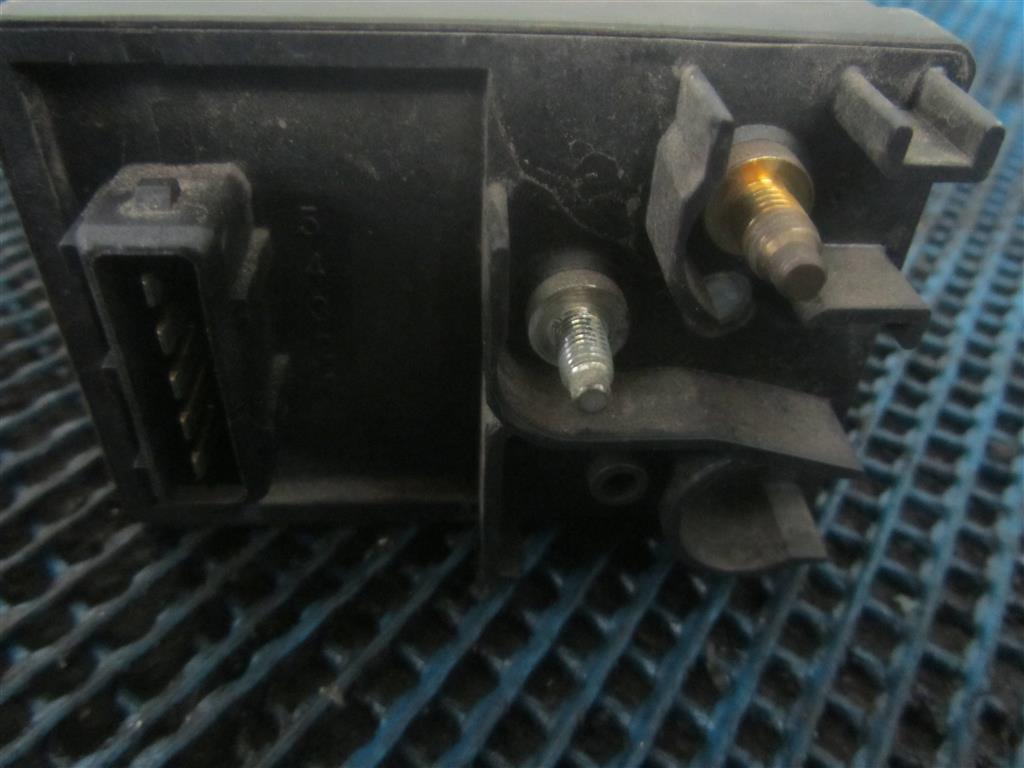 Блок электронный для МАЗ 4370 Deutz 0281003008