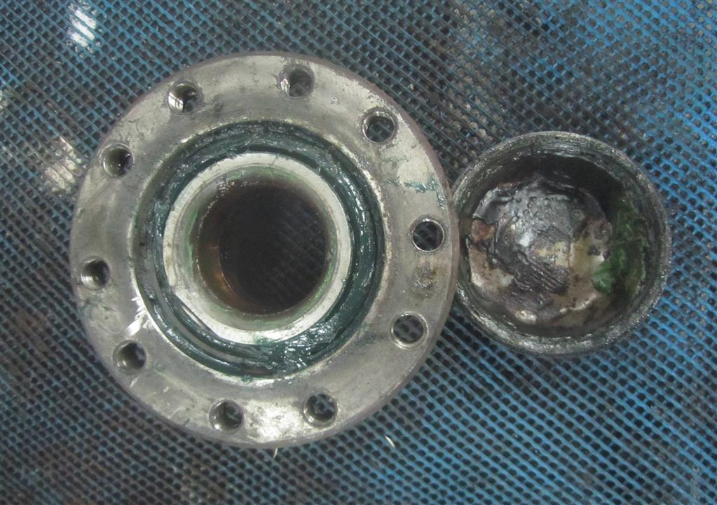 Ступица передняя для Renault Magnum МАСК 7420879770