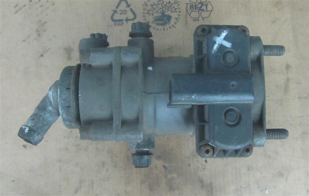 Кран главный тормозной для Volvo FH13 20456400