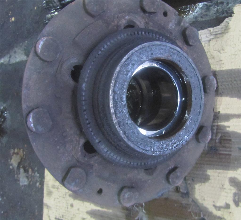 Ступица задняя для Renault Magnum МАСК 5000685076