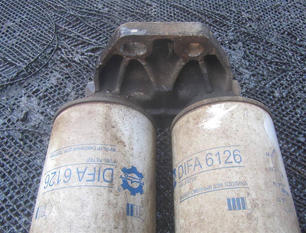 Кронштейн топливного фильтра для МАЗ 4370 Deutz 01161848