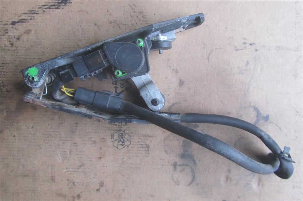 Педаль газа для Renault Magnum DXI 7421111164