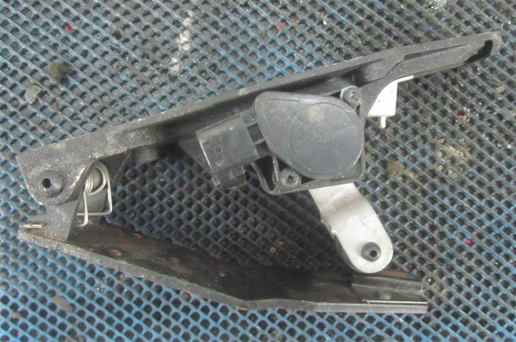 Педаль газа для Renault Magnum DXI 7484557546