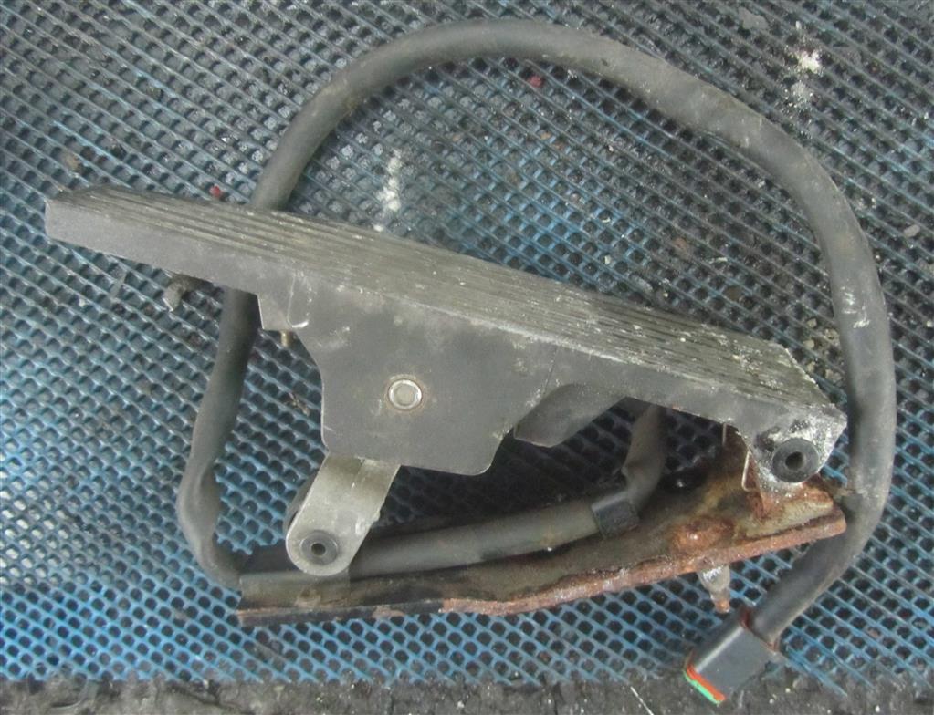 Педаль газа для Renault Magnum DXI 5010628847