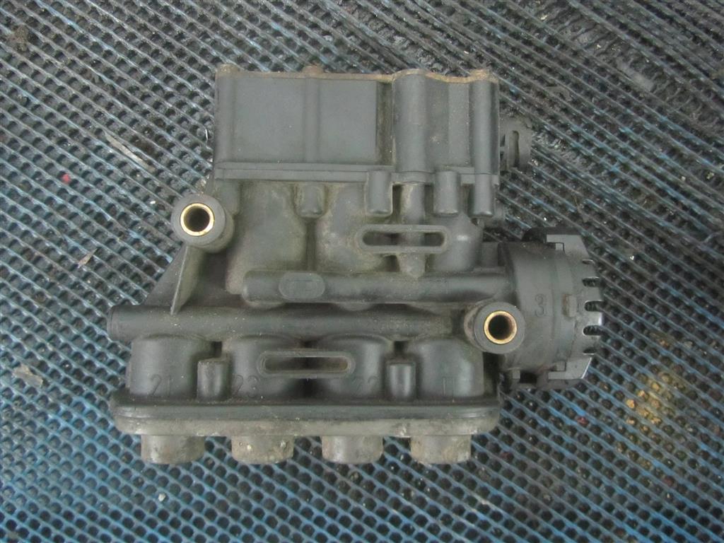 Кран уровня подвески для Renault Premium DXI 21083660