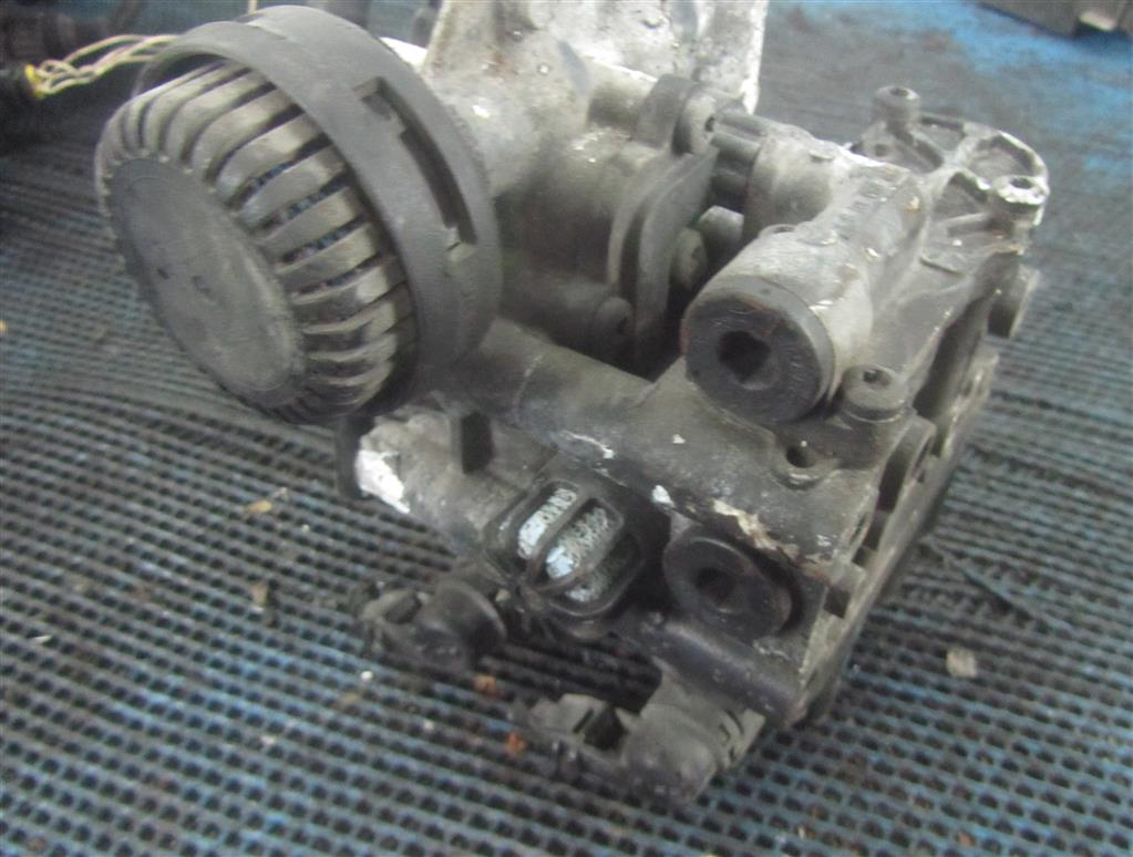 Кран уровня подвески для Mercedes Actros A0013271225