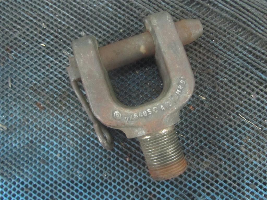 Крюк буксировочный для Renault Magnum Etech 7420997334