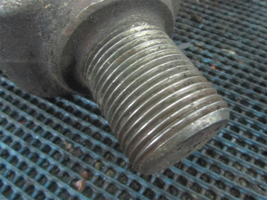 Крюк буксировочный для Renault Magnum Etech 7420997334