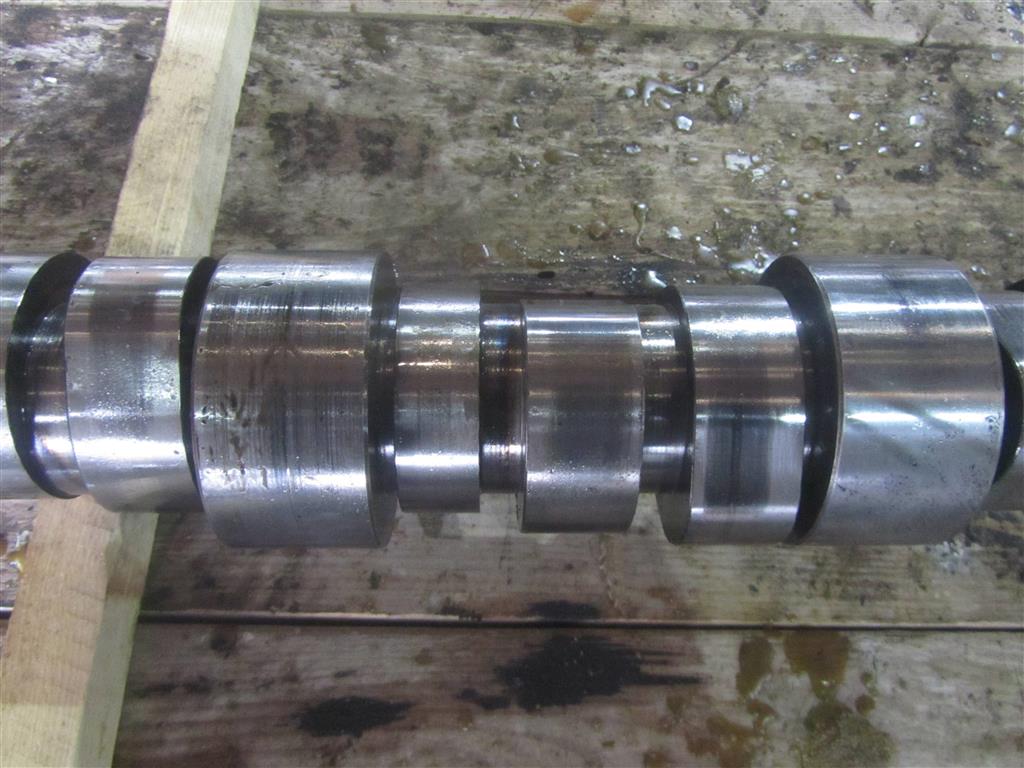 Распредвал для Iveco Stralis 504004779