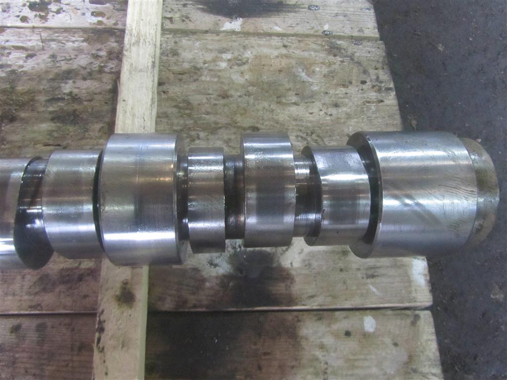 Распредвал для Iveco Stralis 504004779