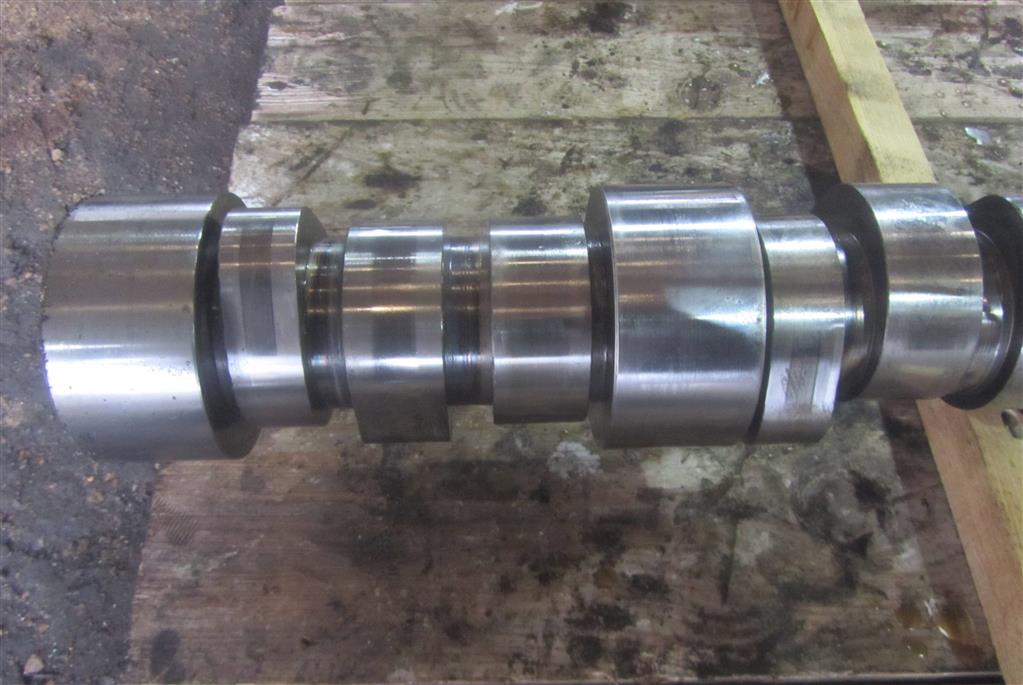 Распредвал для Iveco Stralis 504004779