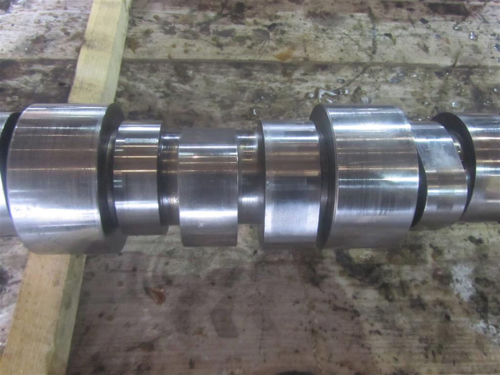 Распредвал для Iveco Stralis 504004779