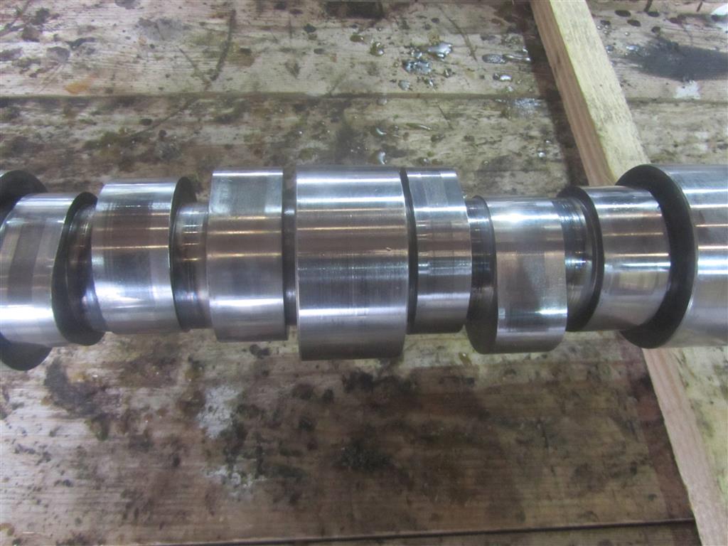 Распредвал для Iveco Stralis 504004779