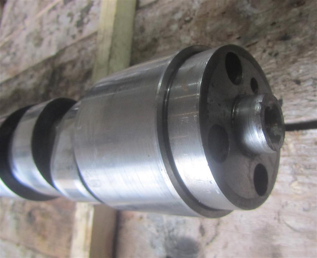 Распредвал для Iveco Stralis 504004779