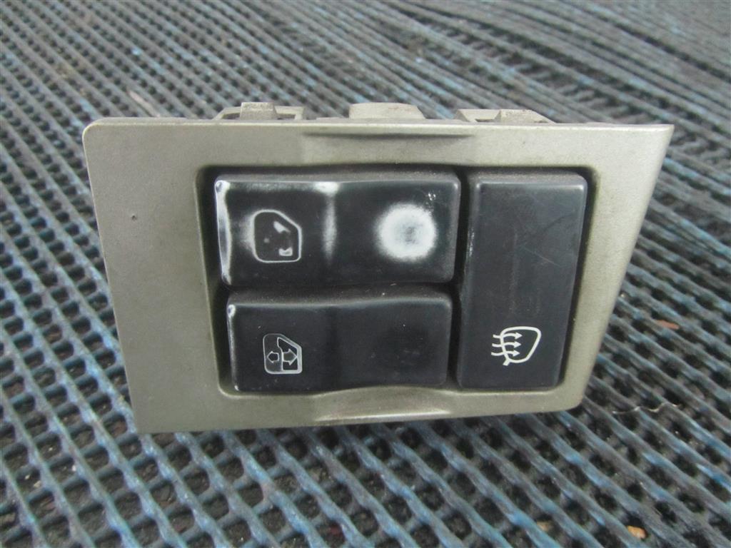 Блок управления стеклоподъемниками для Renault Premium DXI 5010538893