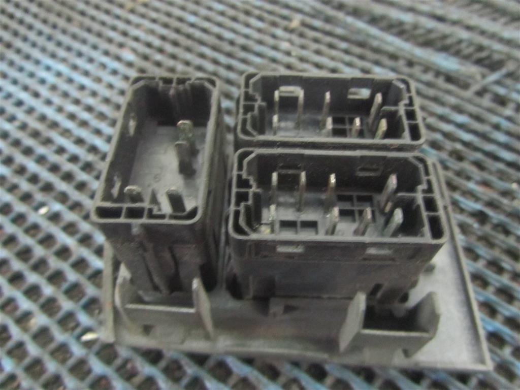 Блок управления стеклоподъемниками для Renault Premium DXI 5010538893
