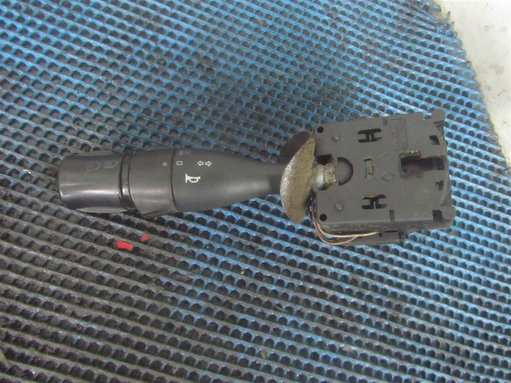 Переключатель подрулевой (стрекоза) для Renault Premium DXI 5010589561