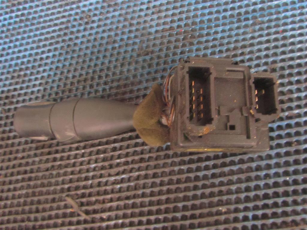 Переключатель подрулевой (стрекоза) для Renault Premium DXI 5010589561