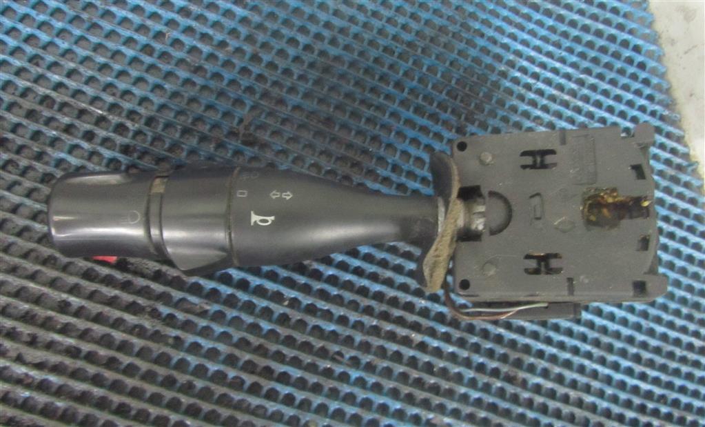 Переключатель подрулевой (стрекоза) для Renault Premium DXI 5010589561