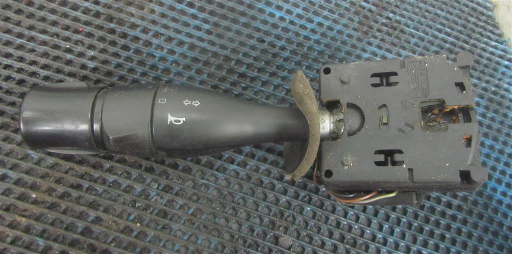 Переключатель подрулевой (стрекоза) для Renault Premium DXI 5010589561