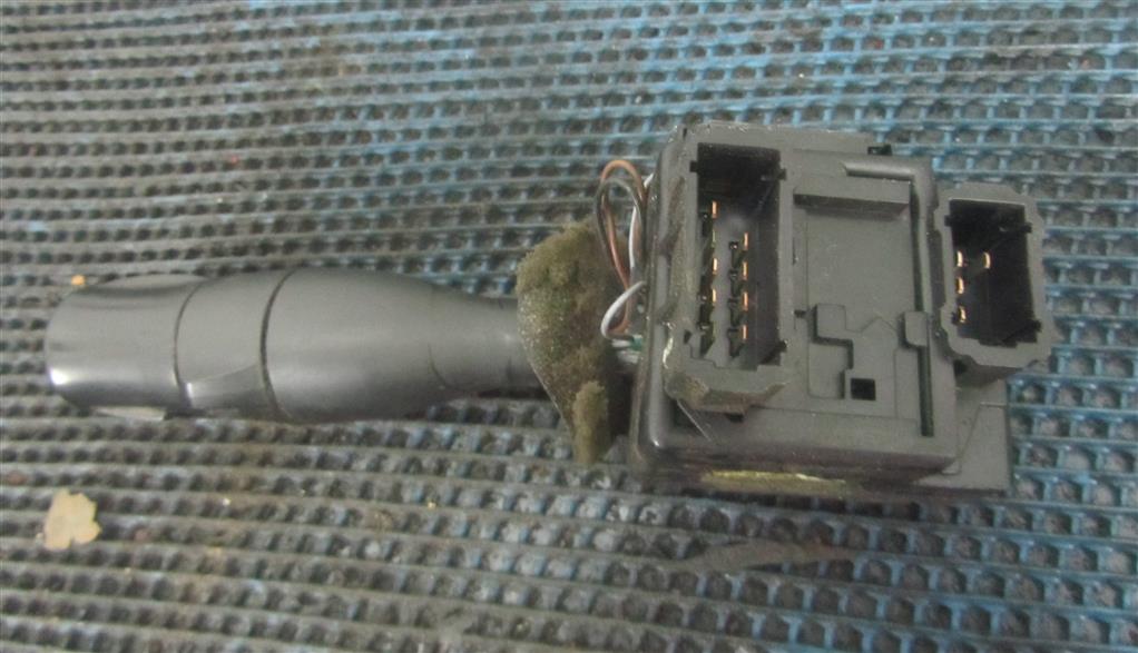 Переключатель подрулевой (стрекоза) для Renault Premium DXI 5010589561